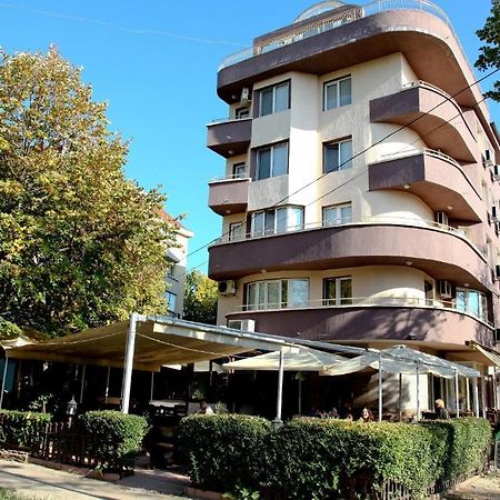 Rio Family Hotel Blagoevgrad Extérieur photo