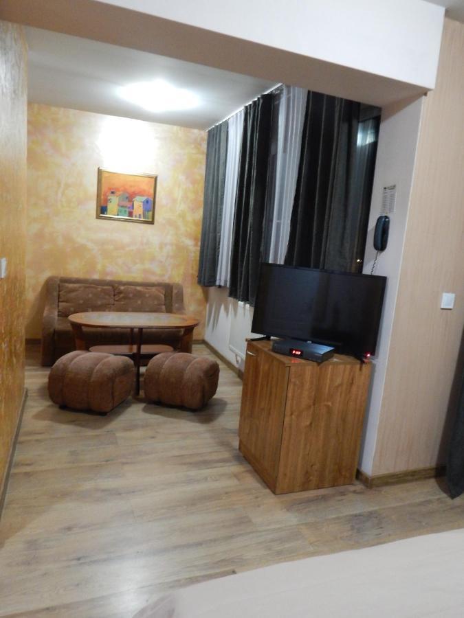 Rio Family Hotel Blagoevgrad Extérieur photo