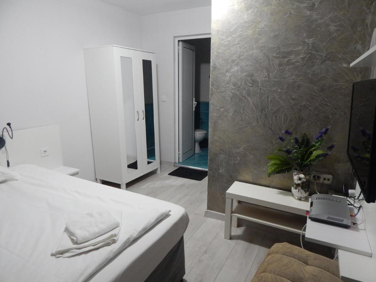 Rio Family Hotel Blagoevgrad Extérieur photo