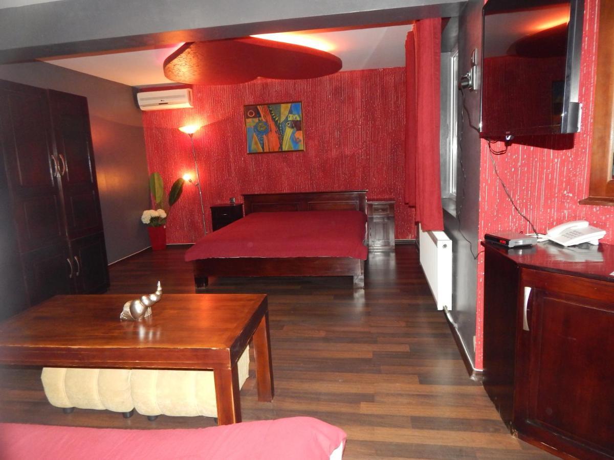 Rio Family Hotel Blagoevgrad Extérieur photo