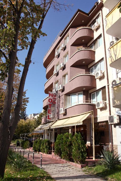 Rio Family Hotel Blagoevgrad Extérieur photo