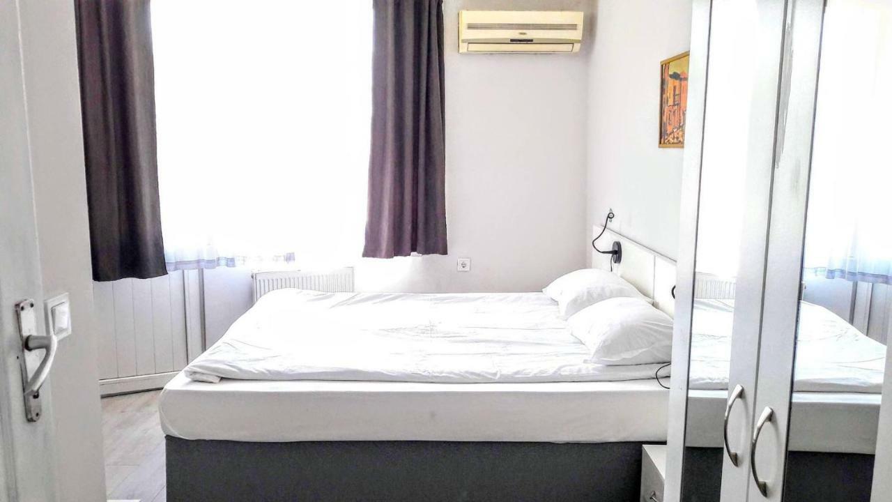 Rio Family Hotel Blagoevgrad Extérieur photo