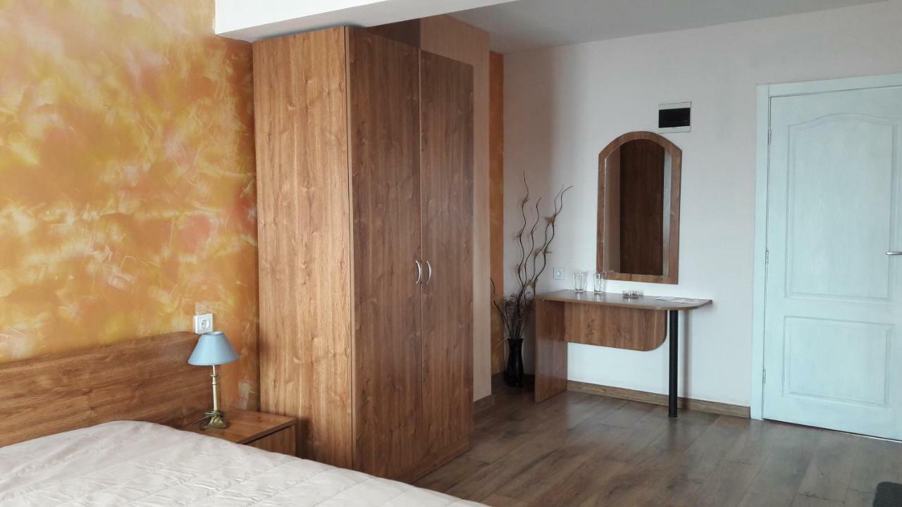 Rio Family Hotel Blagoevgrad Extérieur photo